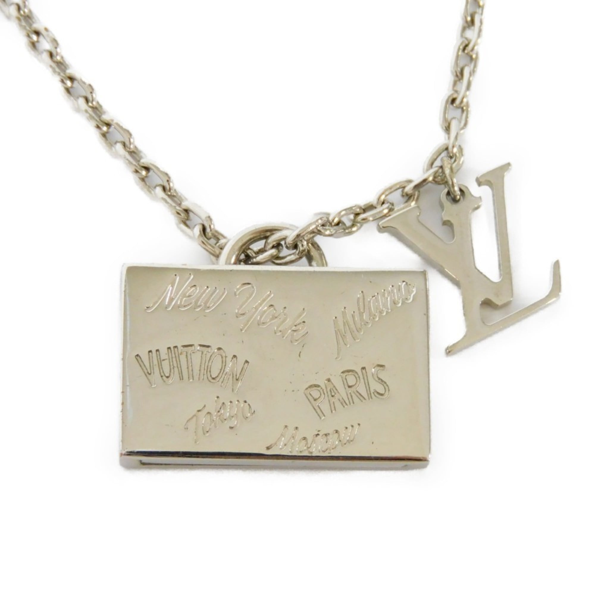Louis Vuitton Silver Lockit Pendant Necklace – THE CLOSET